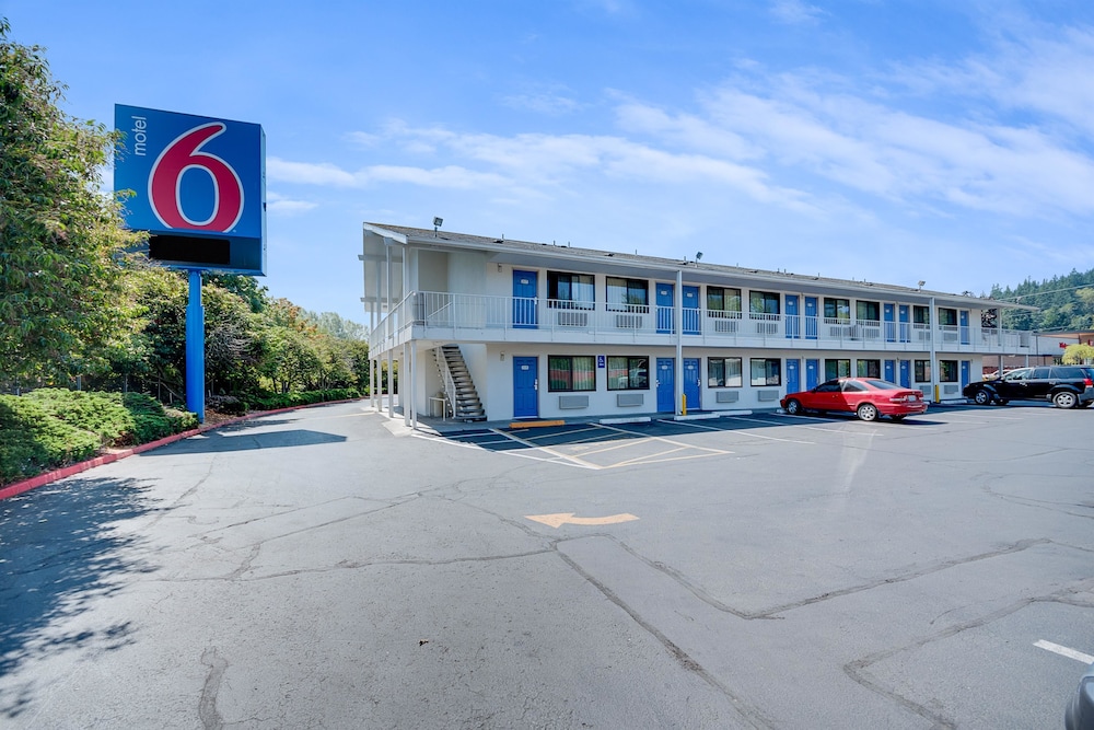 Motel6 Bellingham, WA thumb 4