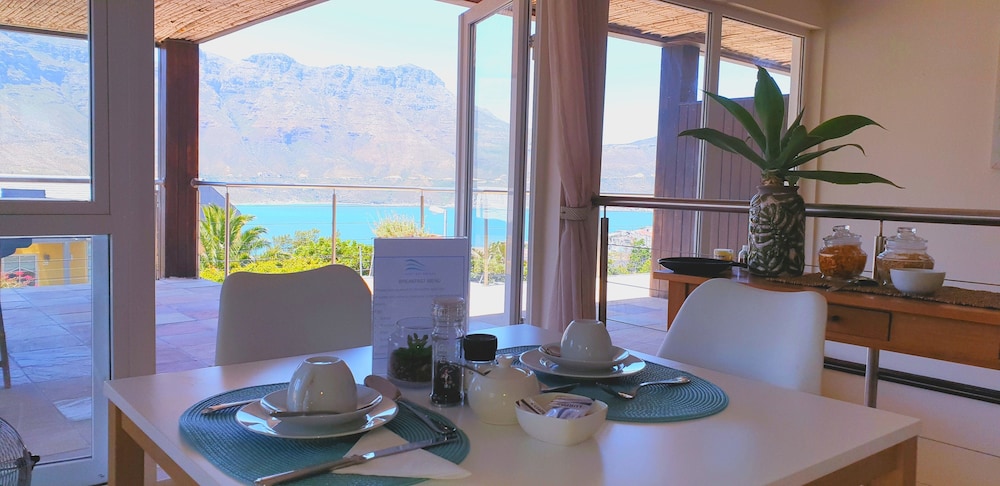 Hout Bay Breeze 31/50