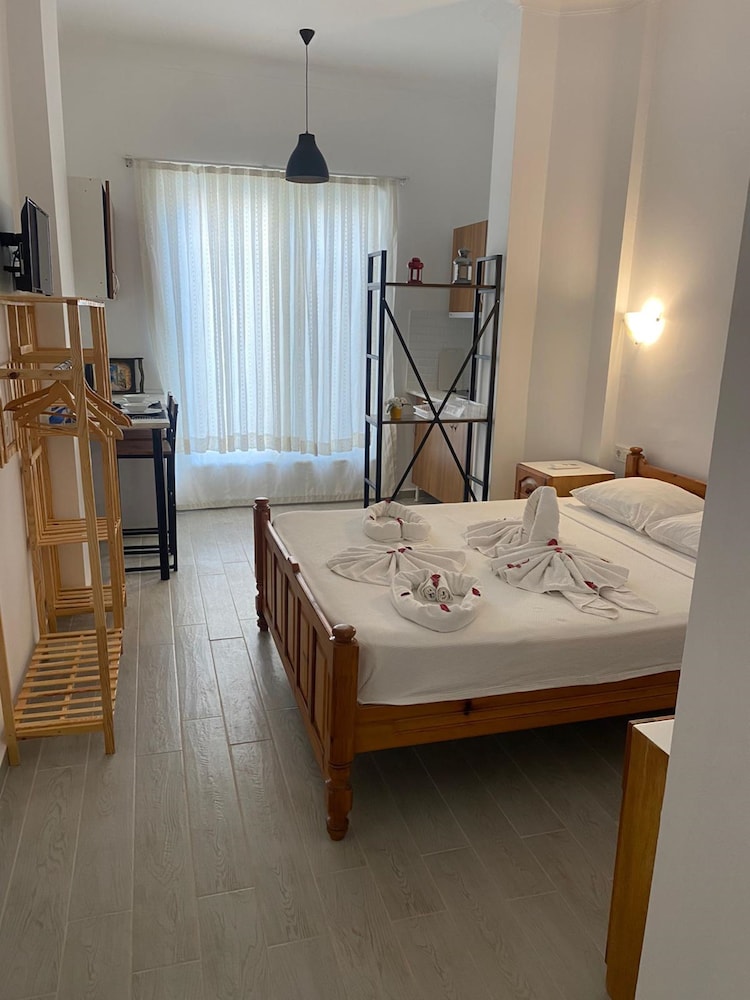 Unver Hotel 24/55