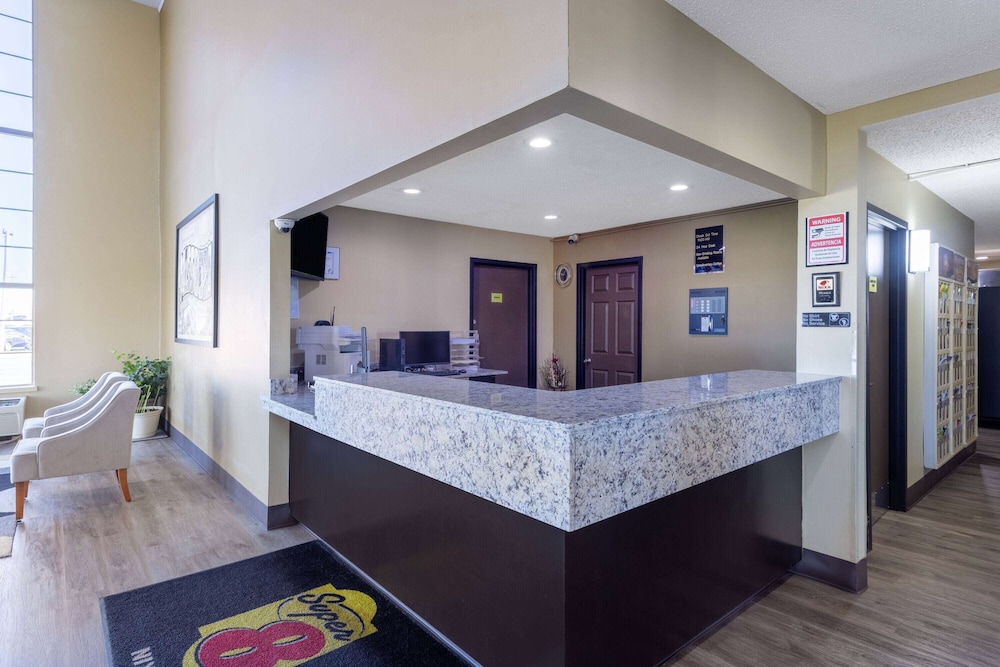 Super 8 by Wyndham Nixa/Springfield Area 6/39