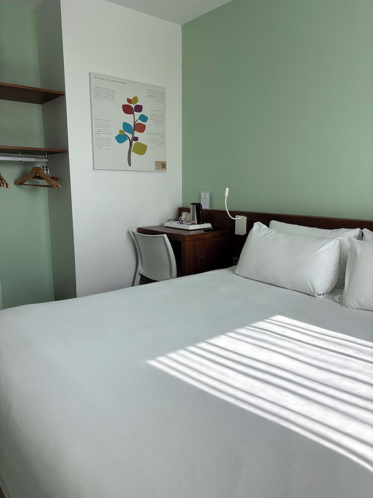 HOTEL ECONUIT 15/47