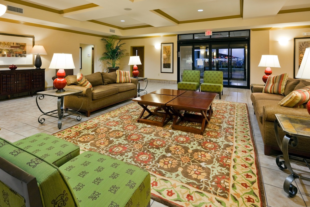 Holiday Inn Express Hotel Suites Pell City 49/71