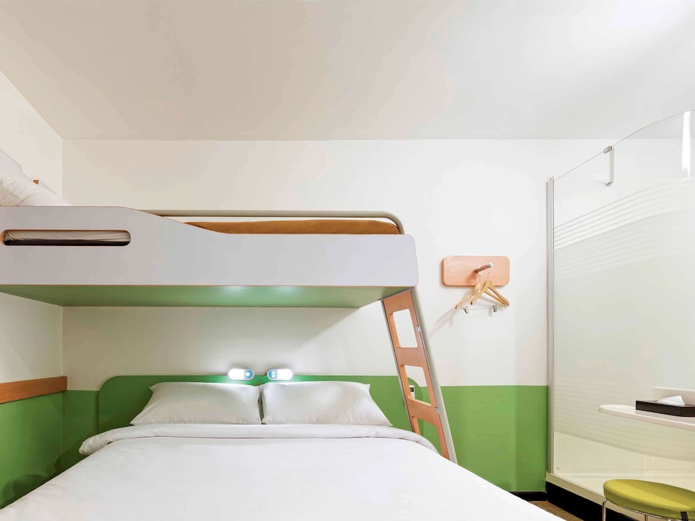 Ibis Budget Jakarta Airport 24/54