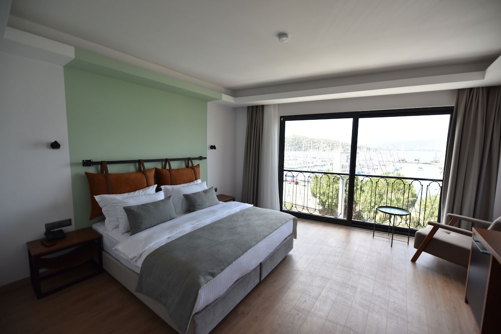 La Farine Hotel 5/49