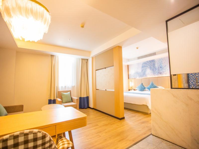 GreenTree Eastern Huaian Suning Plaza Huaihai Road West Hotel 36/65