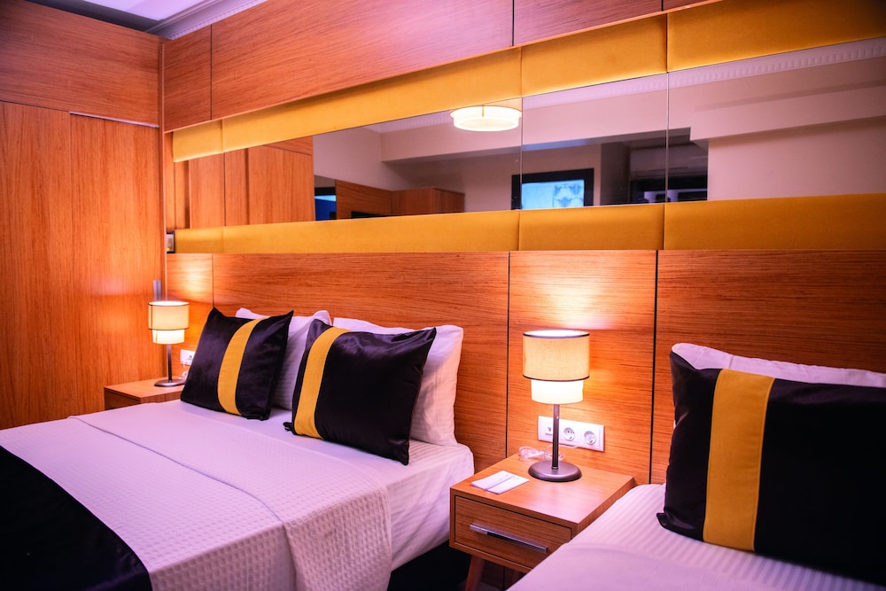 Karamans Sirkeci Suites Hotel 18/26