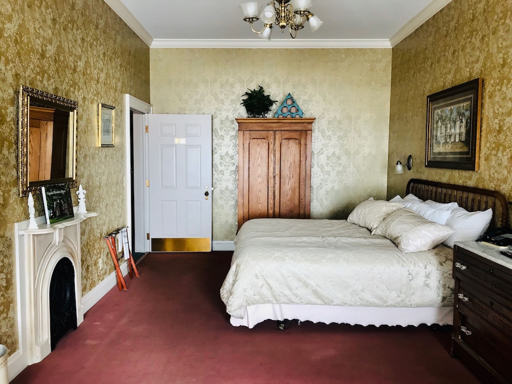 Kingsley Inn 15/64