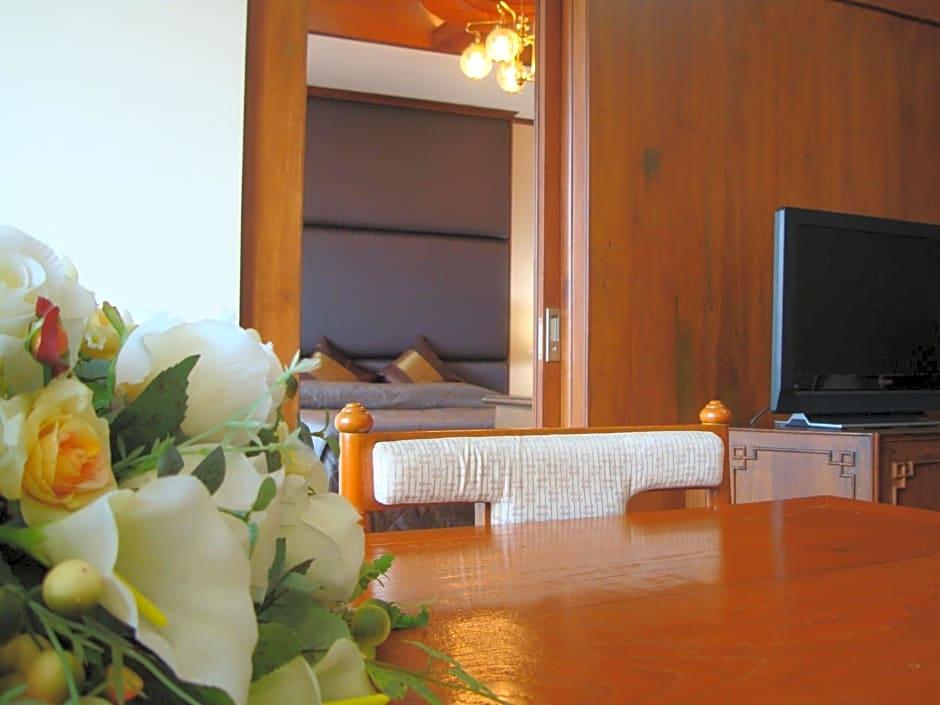 Chiangmai Phucome Hotel 41/44