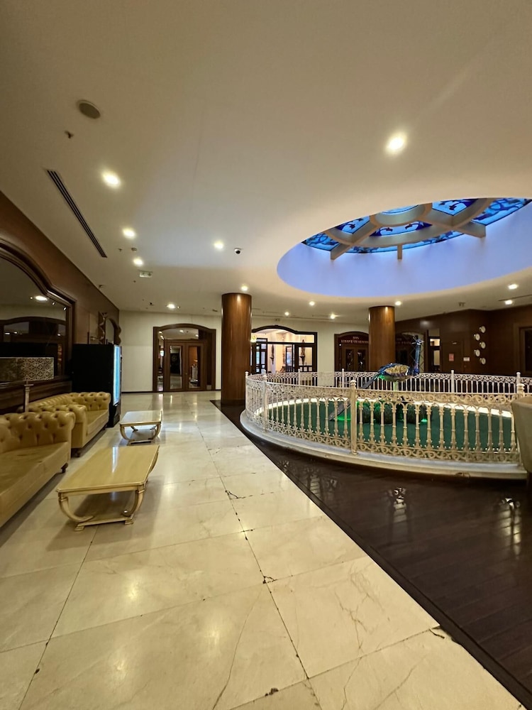Sabiha Gokcen Hotel Istanbul Houses 25/50