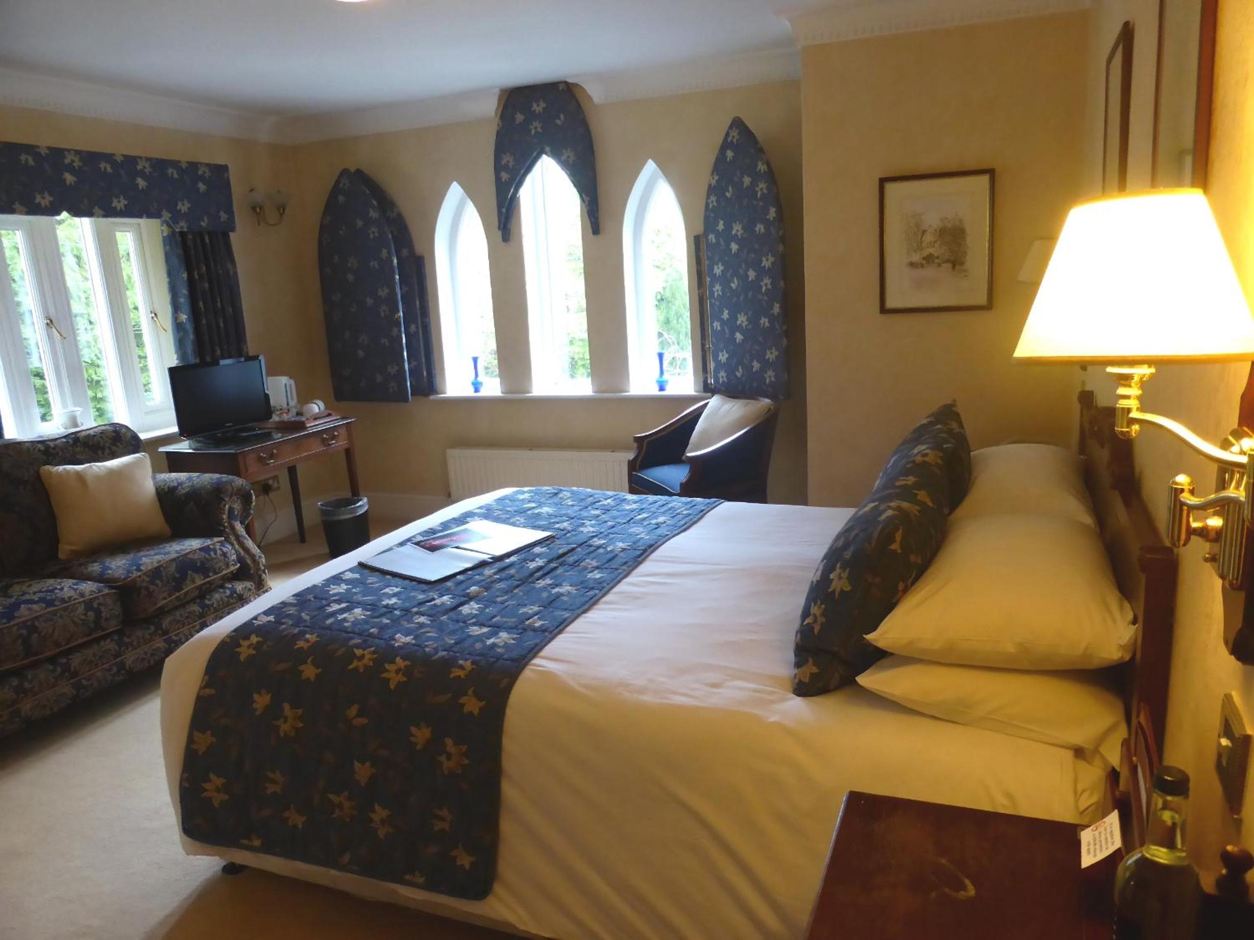 The Glen Yr Afon House Hotel 35/61