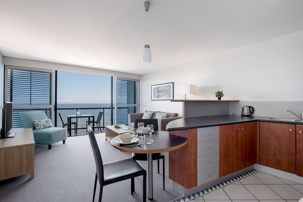 Mantra Mooloolaba Beach 8/72