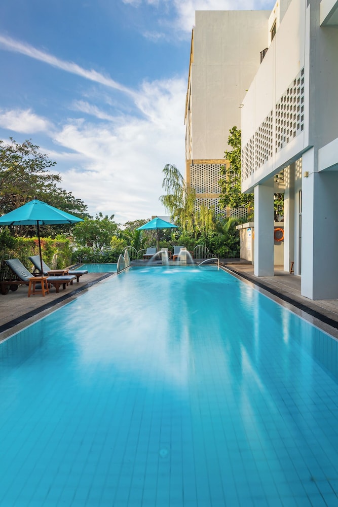Recenta Phuket Suanluang 45/50