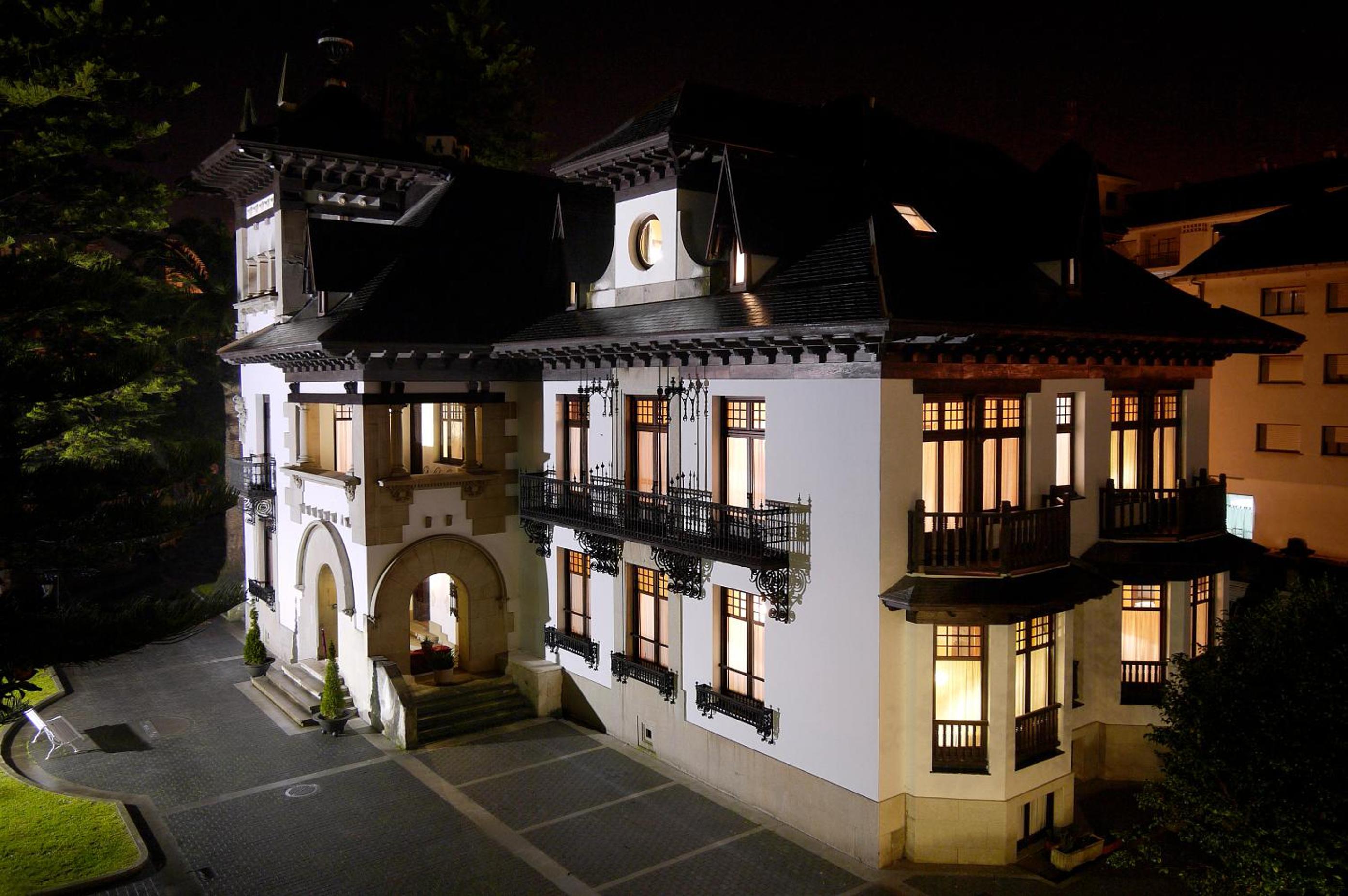Palacio Arias 5/38