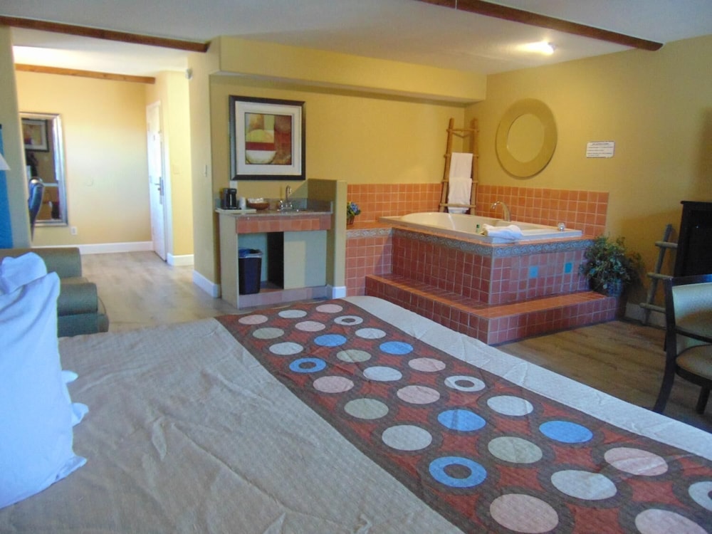 Super 8 By Wyndham Payson 9/17