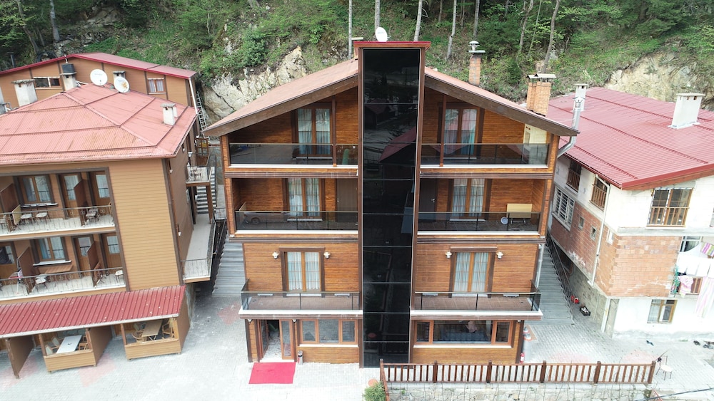 Elif Inan Motel photo2