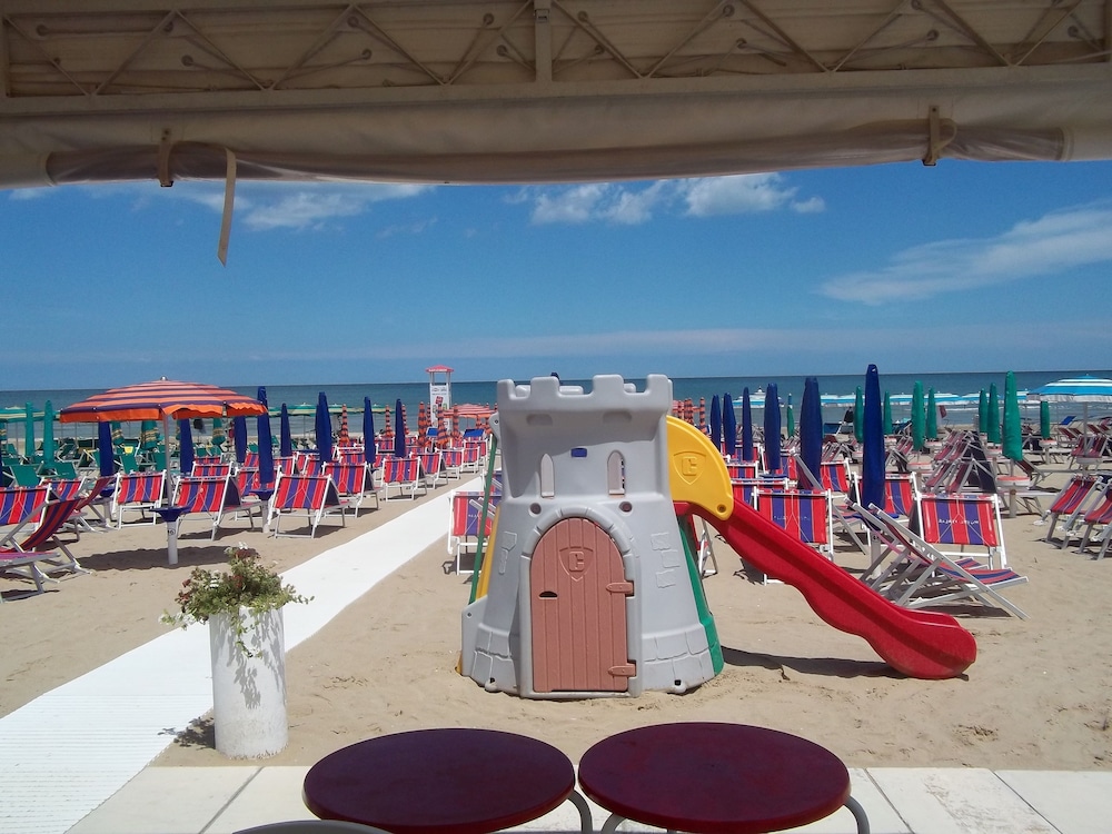 Hotel Italia 43/50
