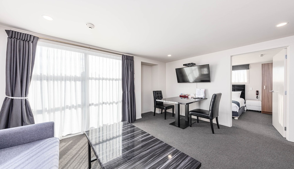 311 Motel Riccarton 54/71