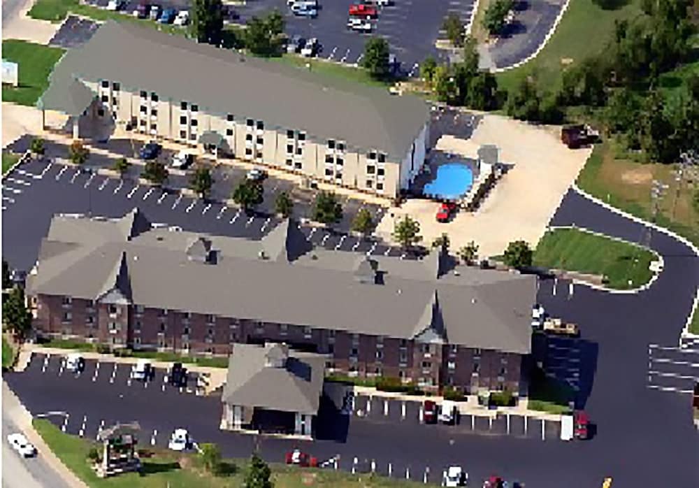 Grand Oaks Hotel 9/61