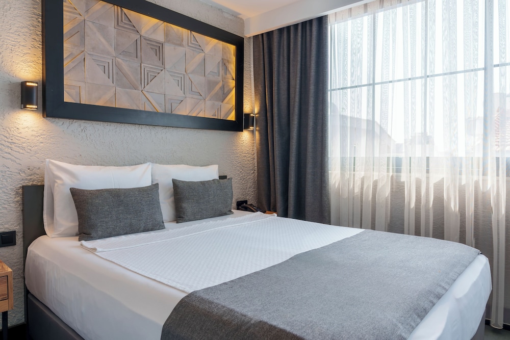 Mielo Lara Hotel 12/47