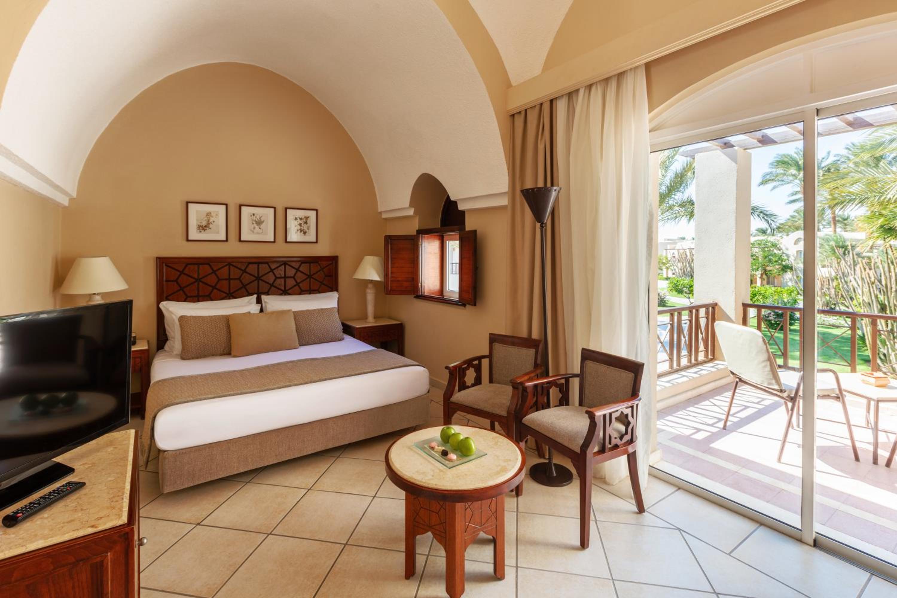 SUPERIOR GARDEN VIEW ROOM