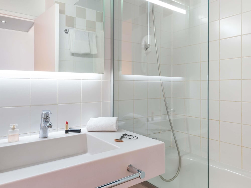 Ibis Styles Gare De L Est Chateau Landon 46/47
