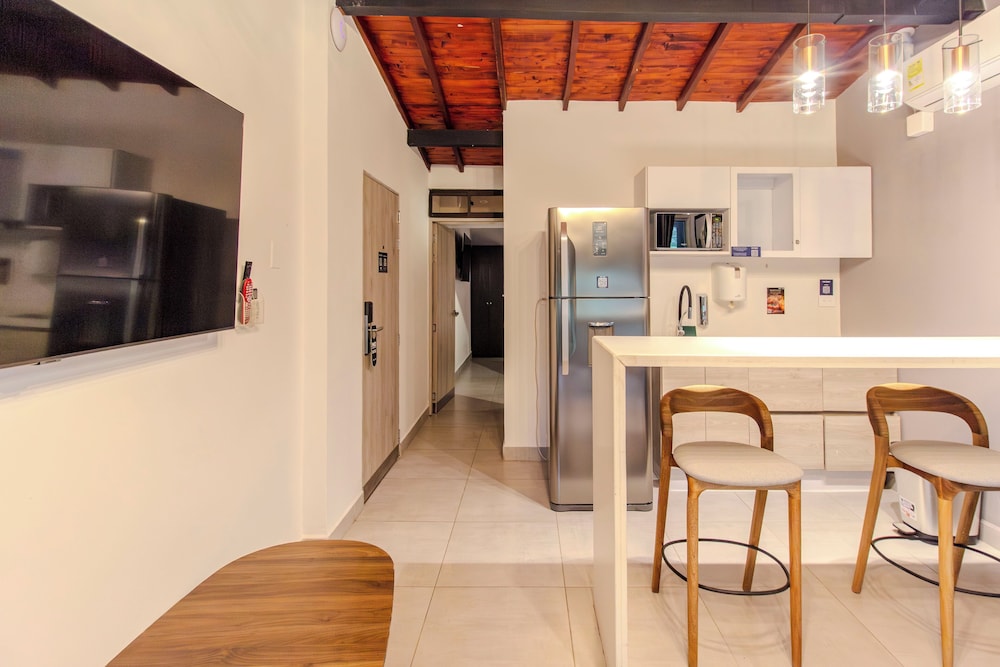Viktory Boutique Hotel 33/44