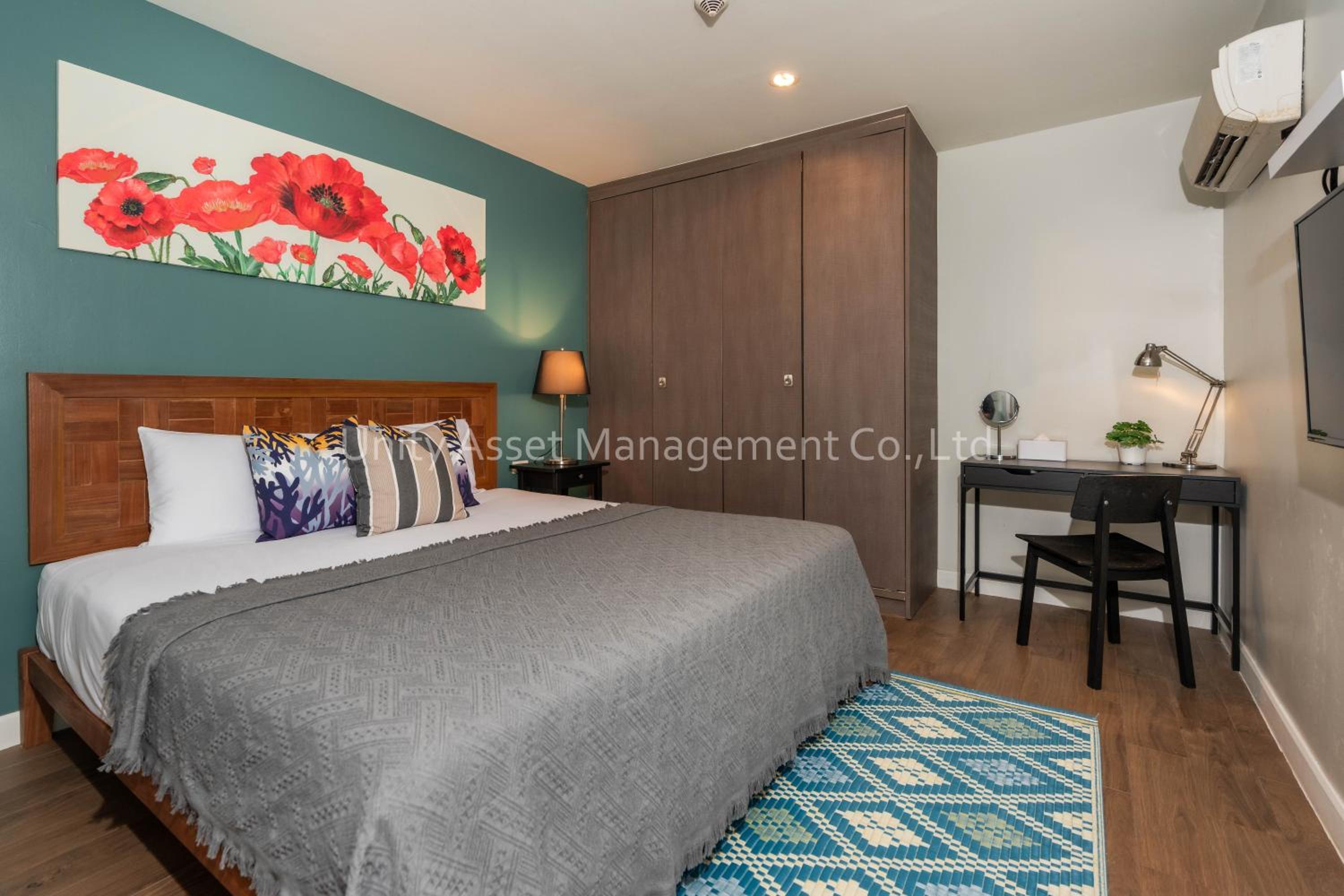 2 Bedrooms, Apartment