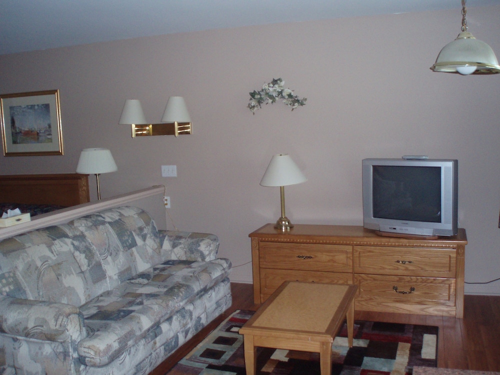 Thriftlodge By Wyndham Moncton 33/57