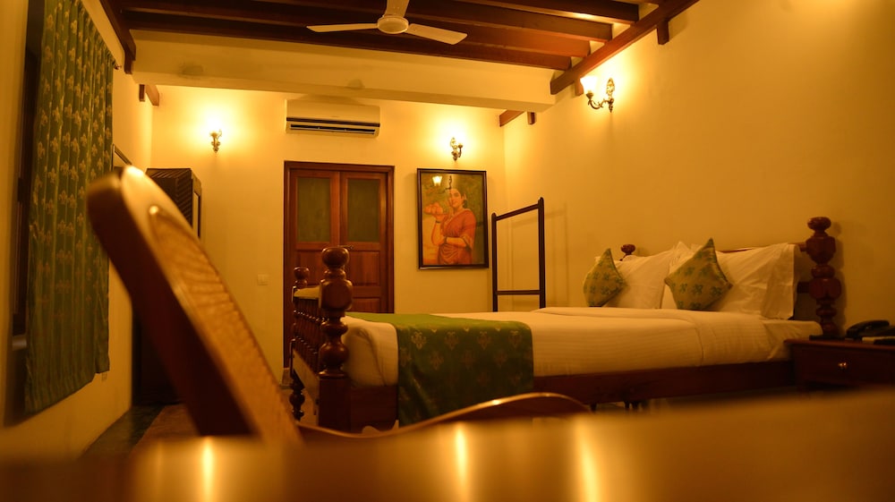 Fabhotel Esparan Heritage Pondicherry 15/26