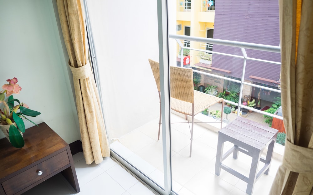 Patong Moon Inn Guesthouse 5/48