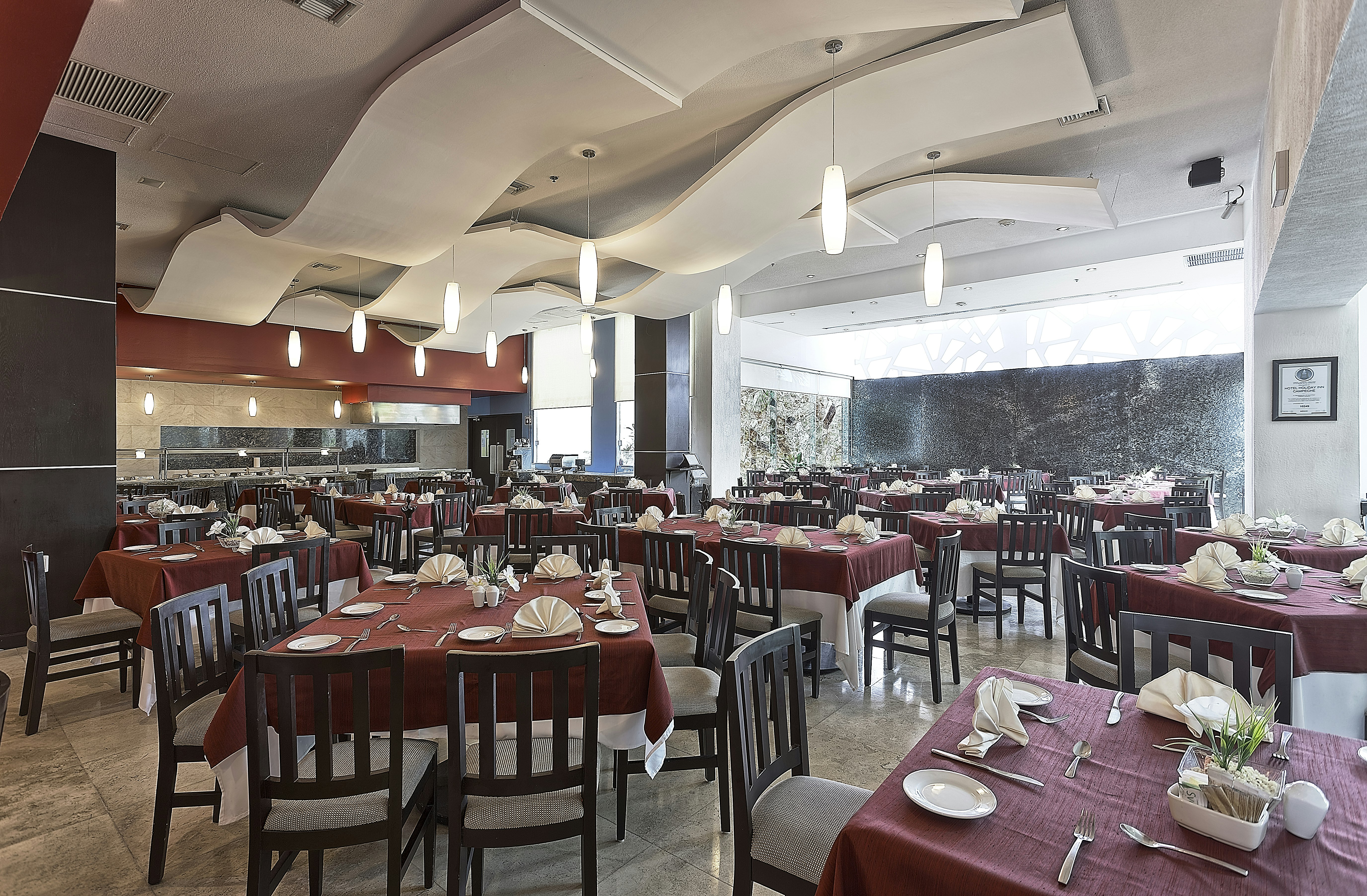 HOLIDAY INN CAMPECHE 48/78