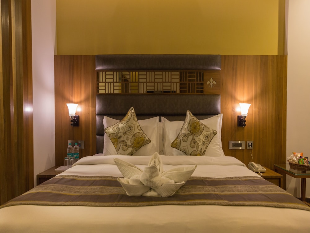Renest Dunsvirk Court, Mussoorie 21/55