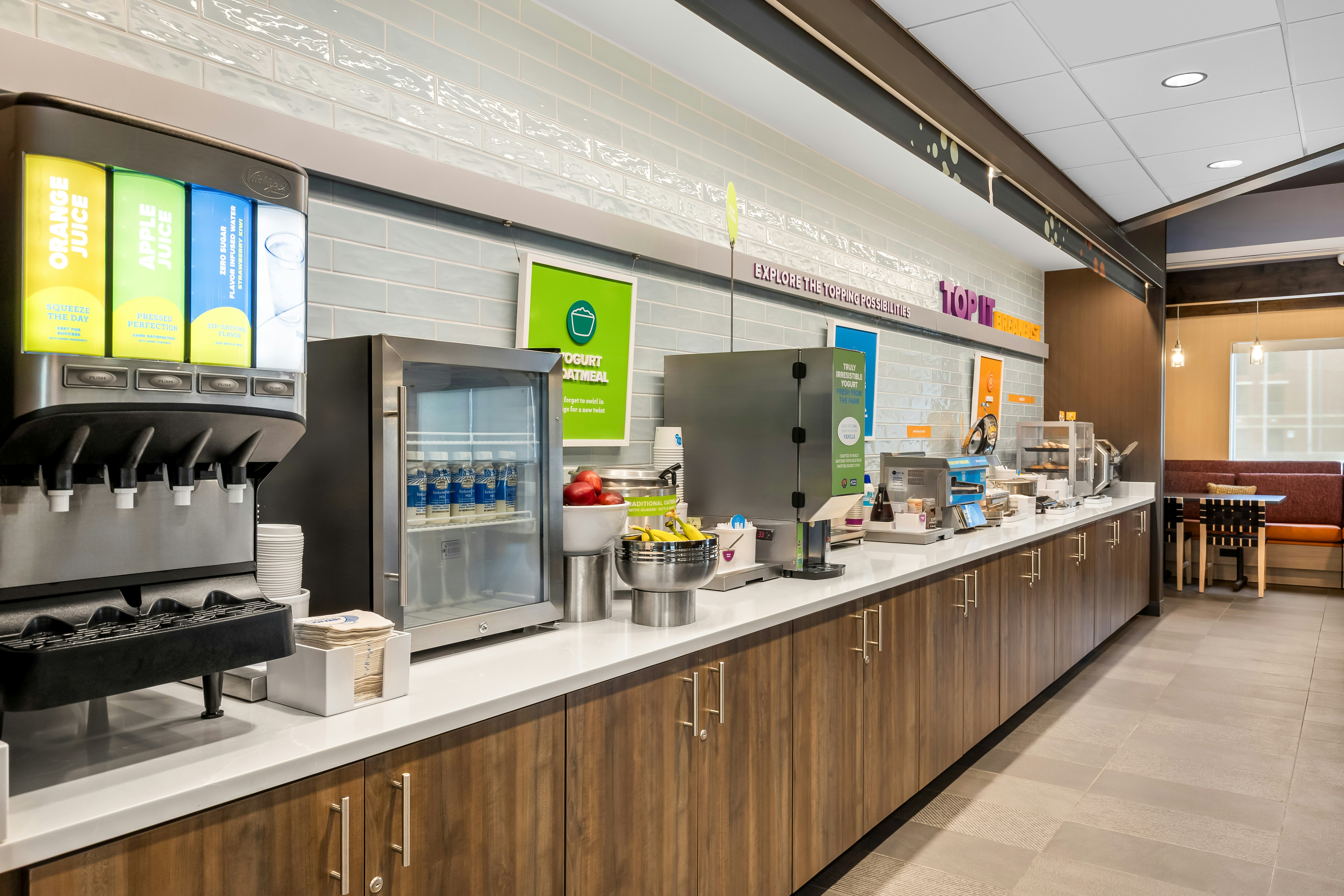 Tru by Hilton Middleburg Heights Cleveland Airport 8/17