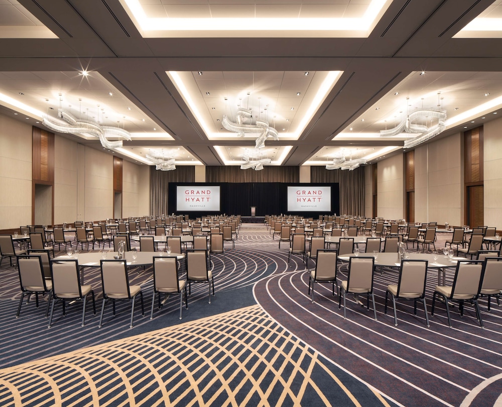 Grand Hyatt Nashville 64/73