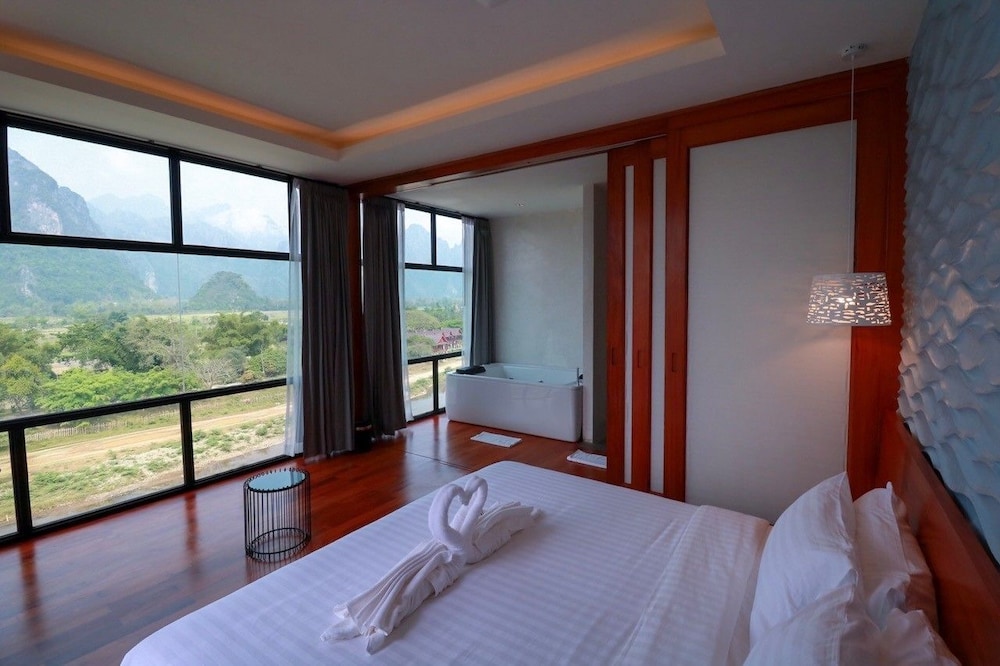 Inthira Vang Vieng 15/48