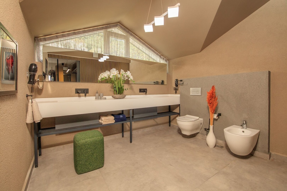 Morina Deluxe Hotel 5/50
