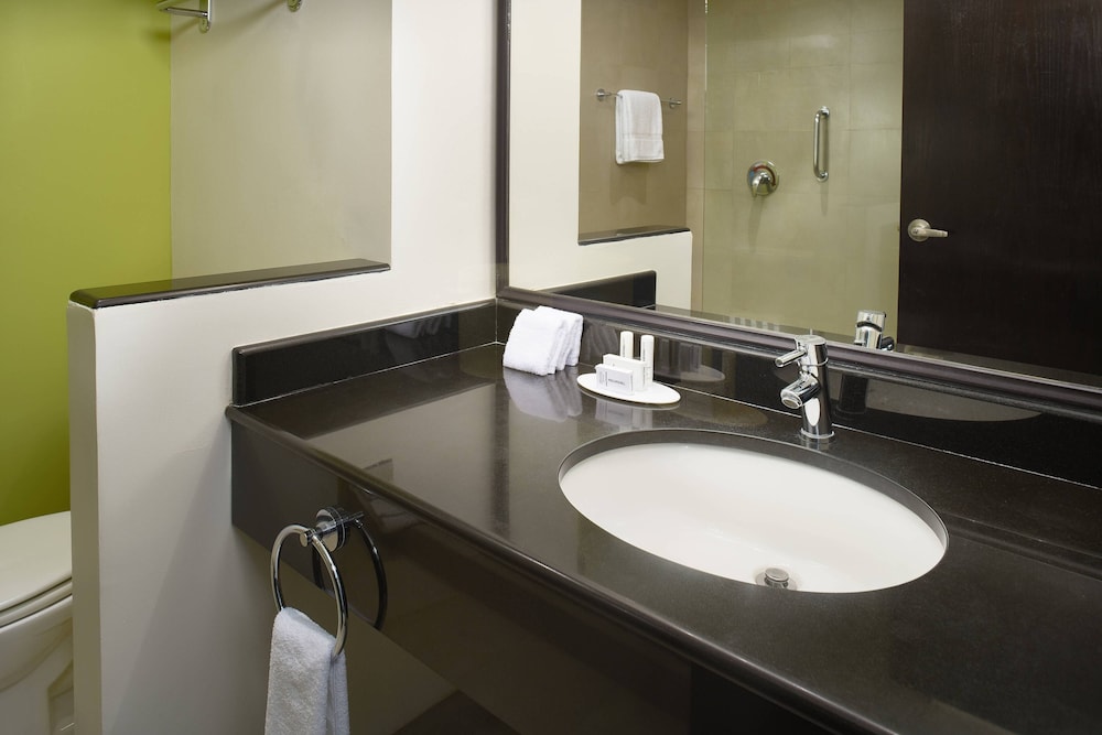 Fairfield Inn By Marriott Los Cabos 47/48
