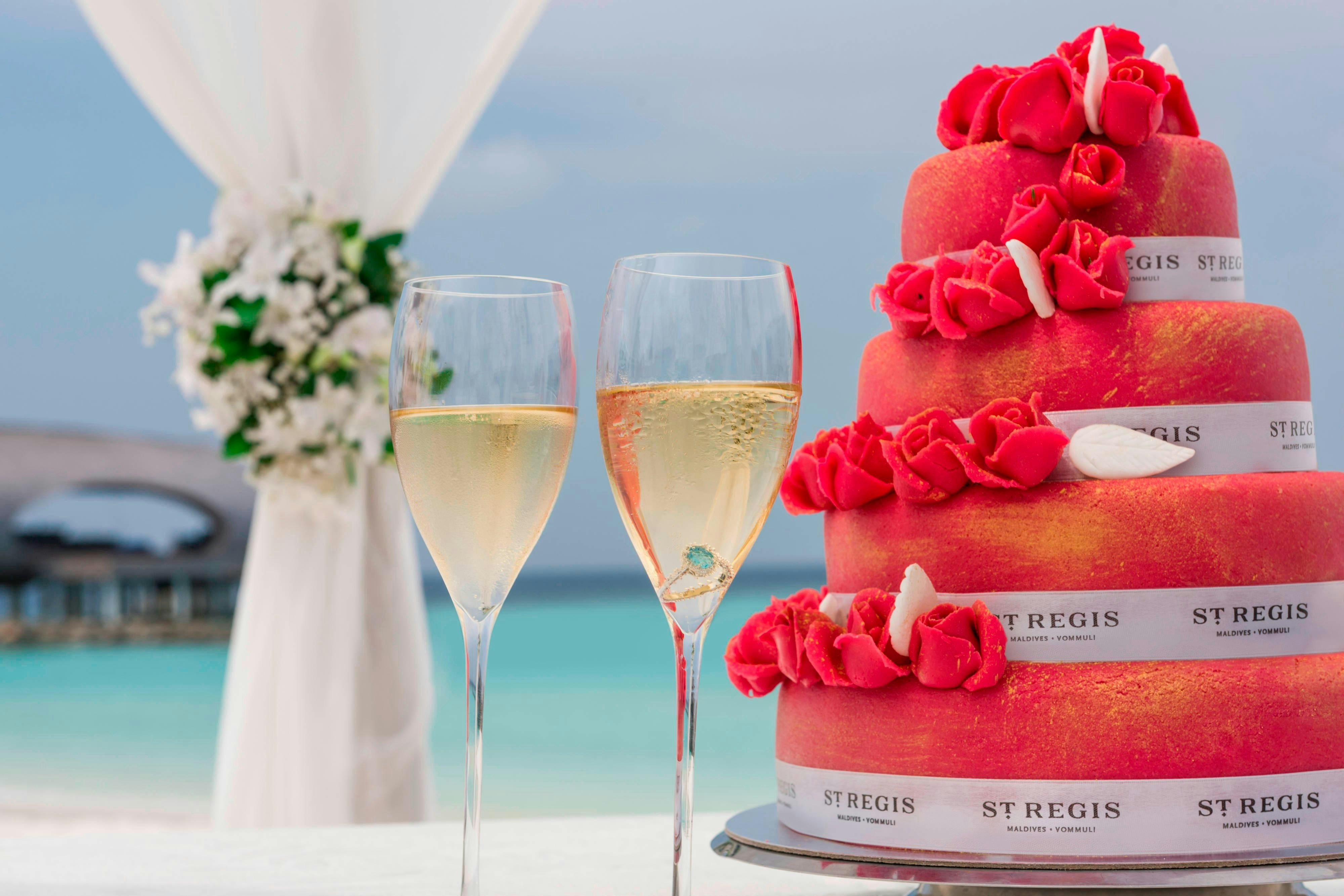 The St Regis Maldives Vommuli Resort 24/60