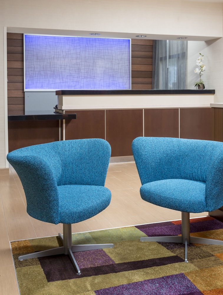 Fairfield Inn Suites Greeley 15/21