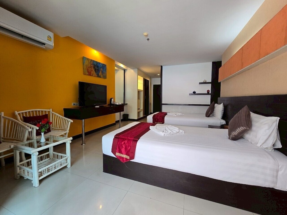 Baron Beach Hotel 26/73