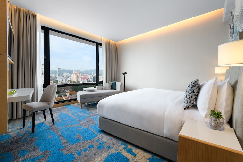 OZO GEORGE TOWN PENANG 7/54