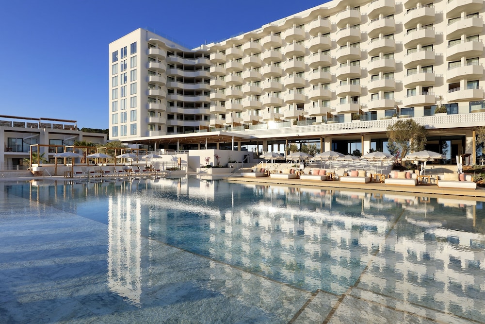 The Signature Level at TRS Ibiza Hotel 5/60