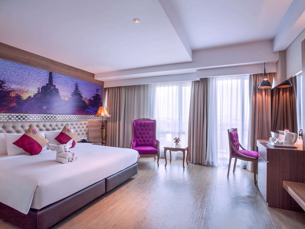 Grand Mercure Yogyakarta Adi Sucipto 15/70