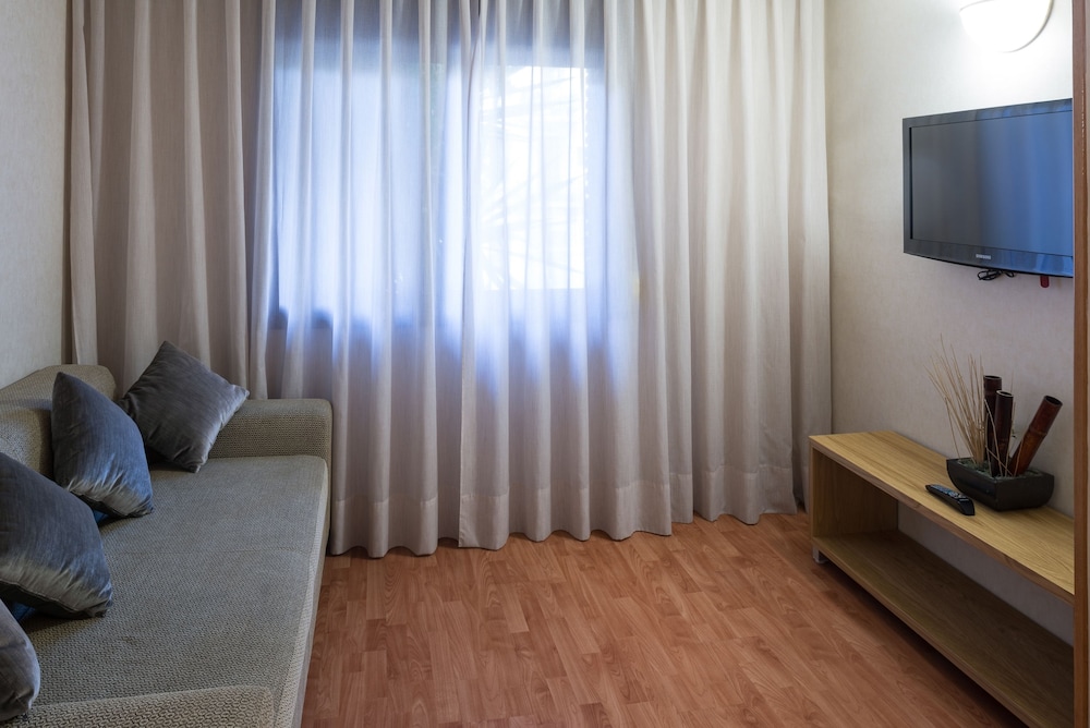 Catalonia Albeniz Hotel 36/55