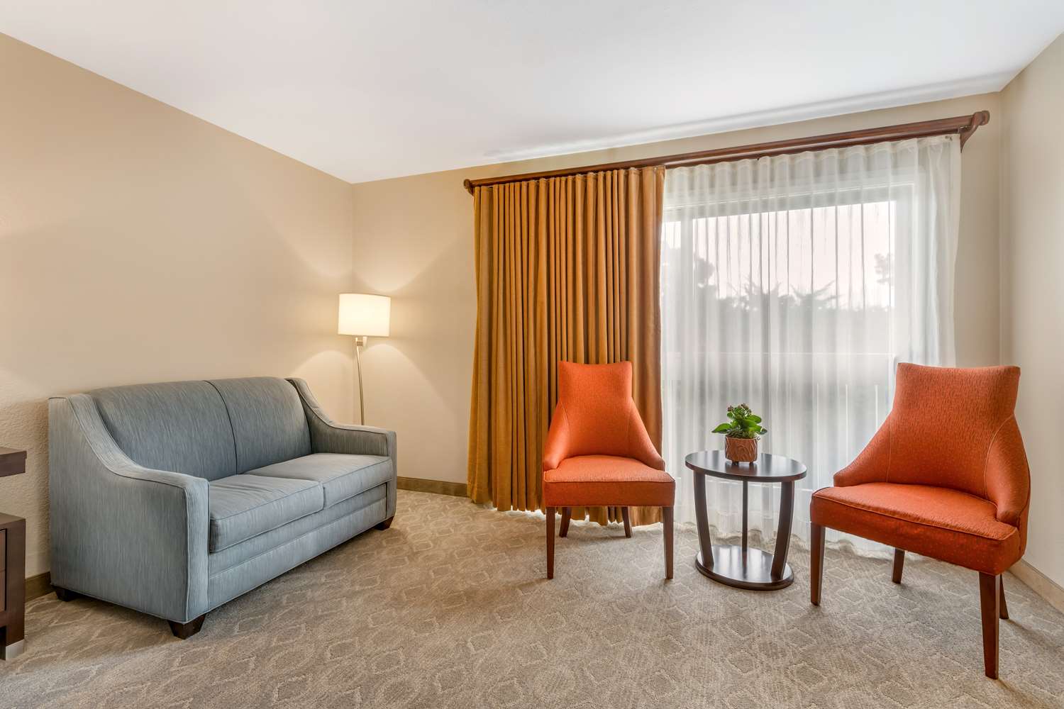 Best Western Plus Monterey Inn 30/46
