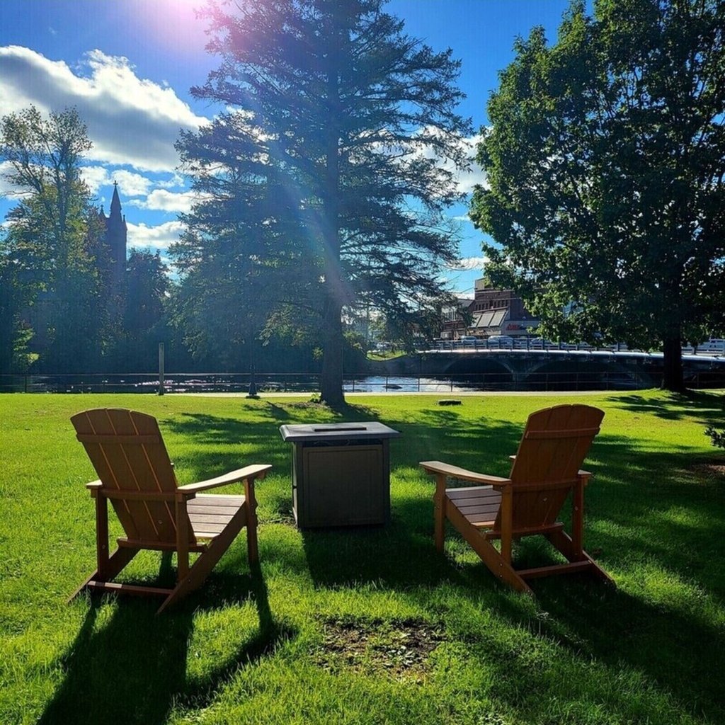 Silver Baron Lodge 28/36