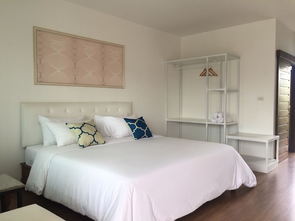 Phetcharat Grand Hotel Maesot 14/50