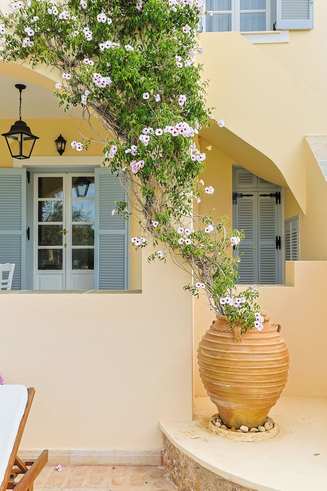 villa nika boutique hotel