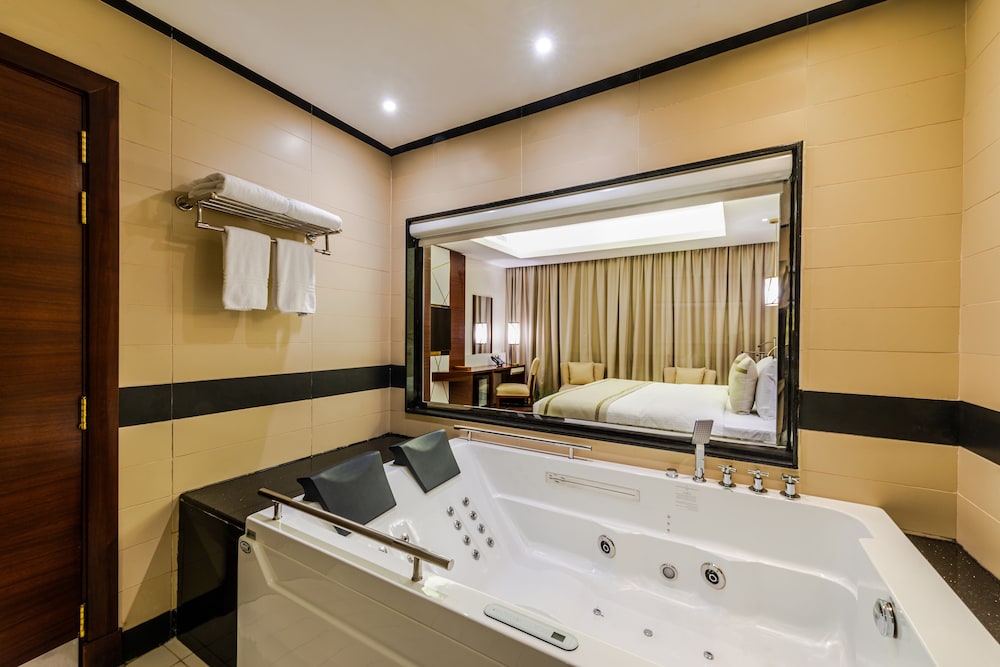 فندق بلو دايموند(Blue Diamond hotel) 32/36