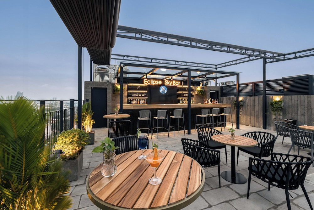 Mangata Beachfront Hotel 30/46